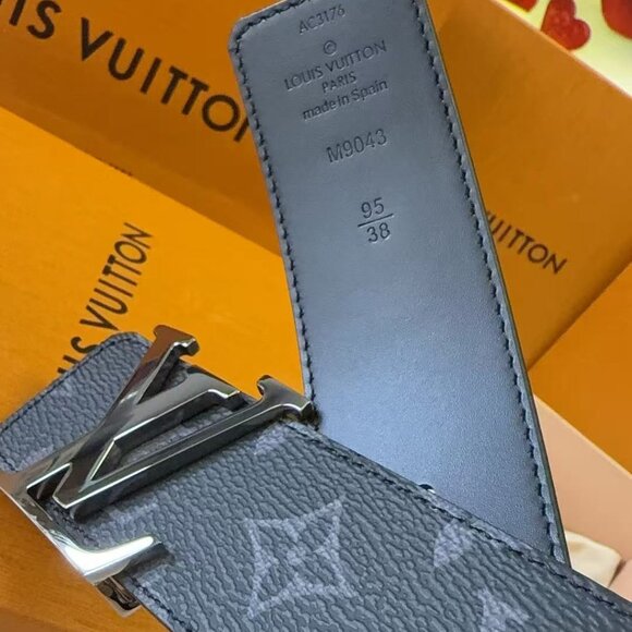 Louis Vuitton Monogram Black Leather Belt with LV Buckle 100% AUTHENTIC! - Picture 6 of 8